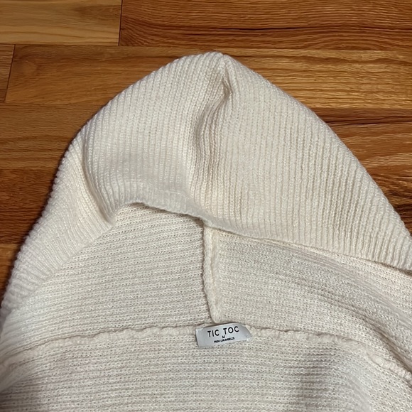 Cropped shrug - Picture 5 of 7